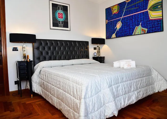 בית הארחה Regal House Navigatori 23